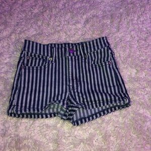 American Eagle white & blue striped shorts